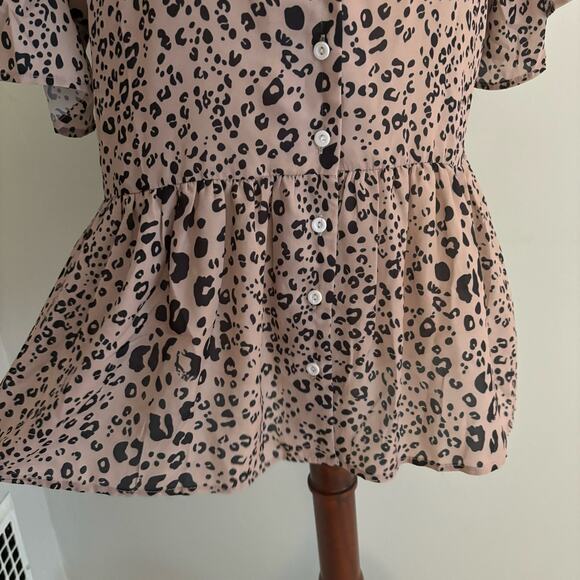 SHEIN Leopard Cheetah Print Brown Black Short Sleeve Top Button-Up Peplum Mediun - Picture 4 of 8